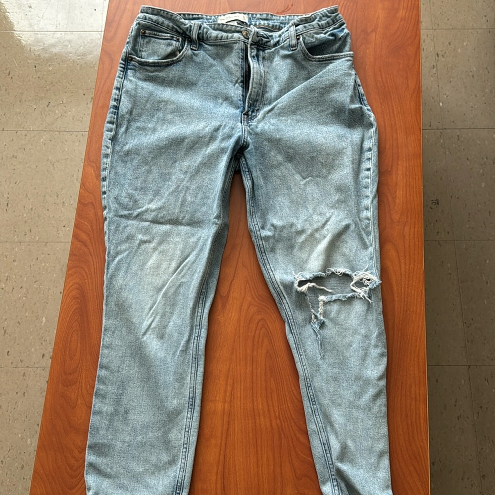 Abercrombie & Fitch Curve Love Skinny High Rise Jean Size 31/12